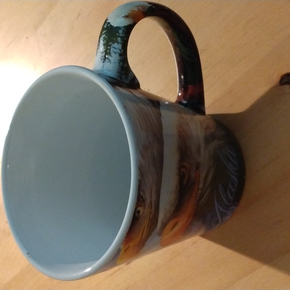 Coffee or Tea Cup Alaska with Eagle Print - Picture 2 of 13